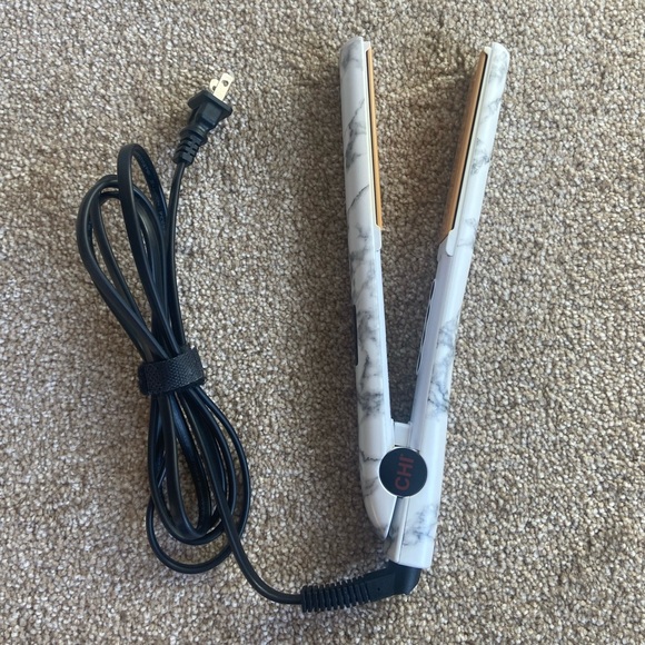 CHI Original Digital Ceramic Hairstyling Iron 1" - Picture 2 of 6